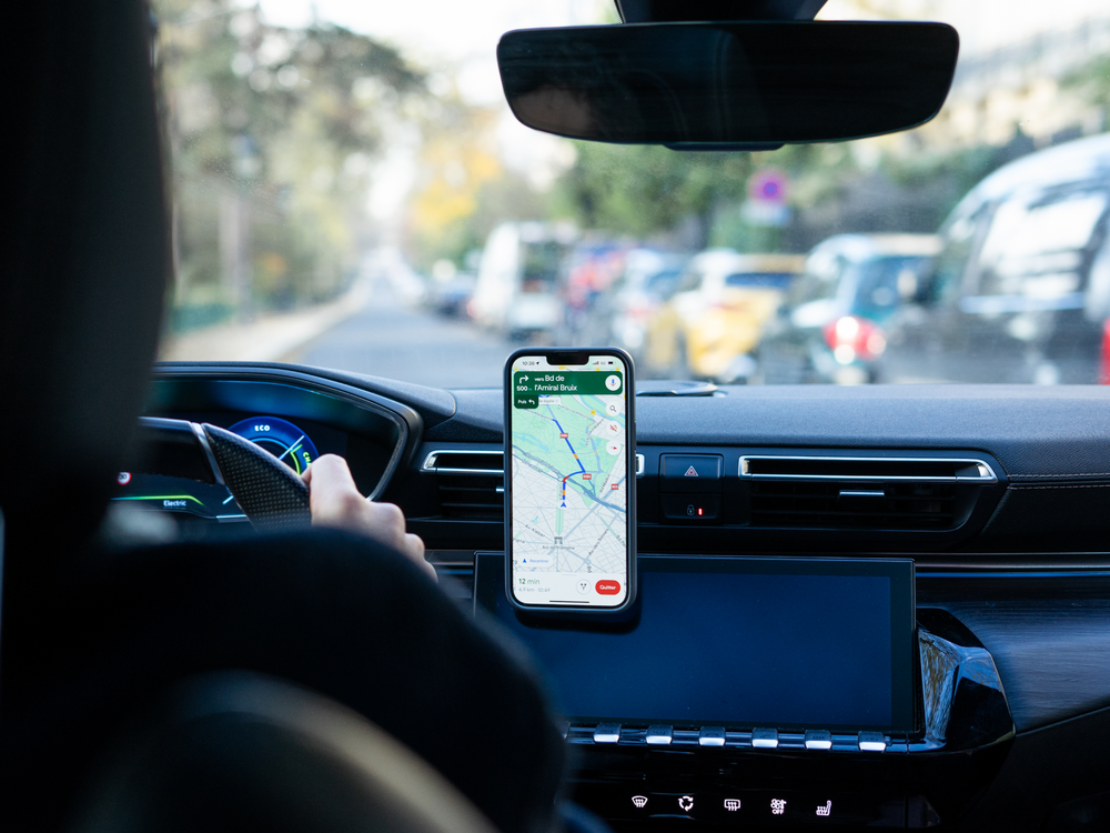 Car phone mount